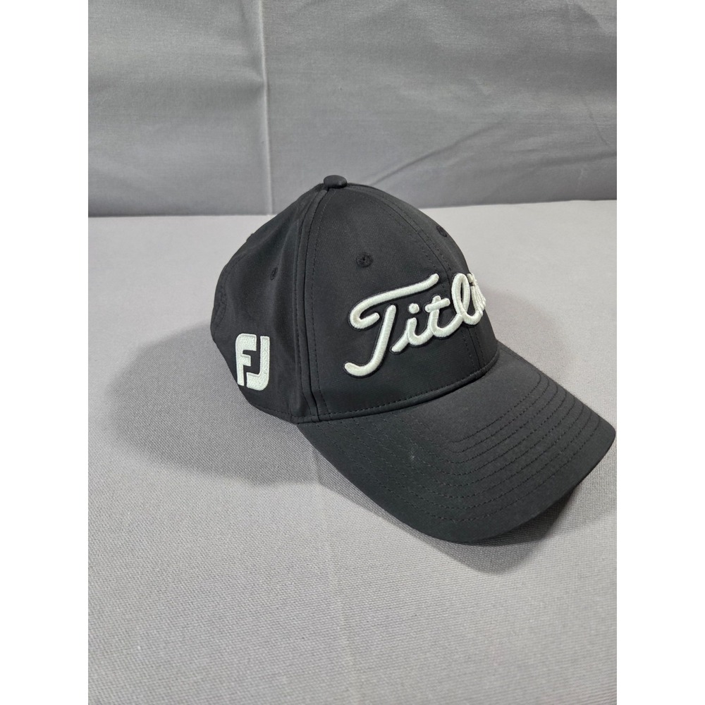 Titleist Hat Mens Adjustable Black White Pro V1 FJ Embroidered Golf Cap